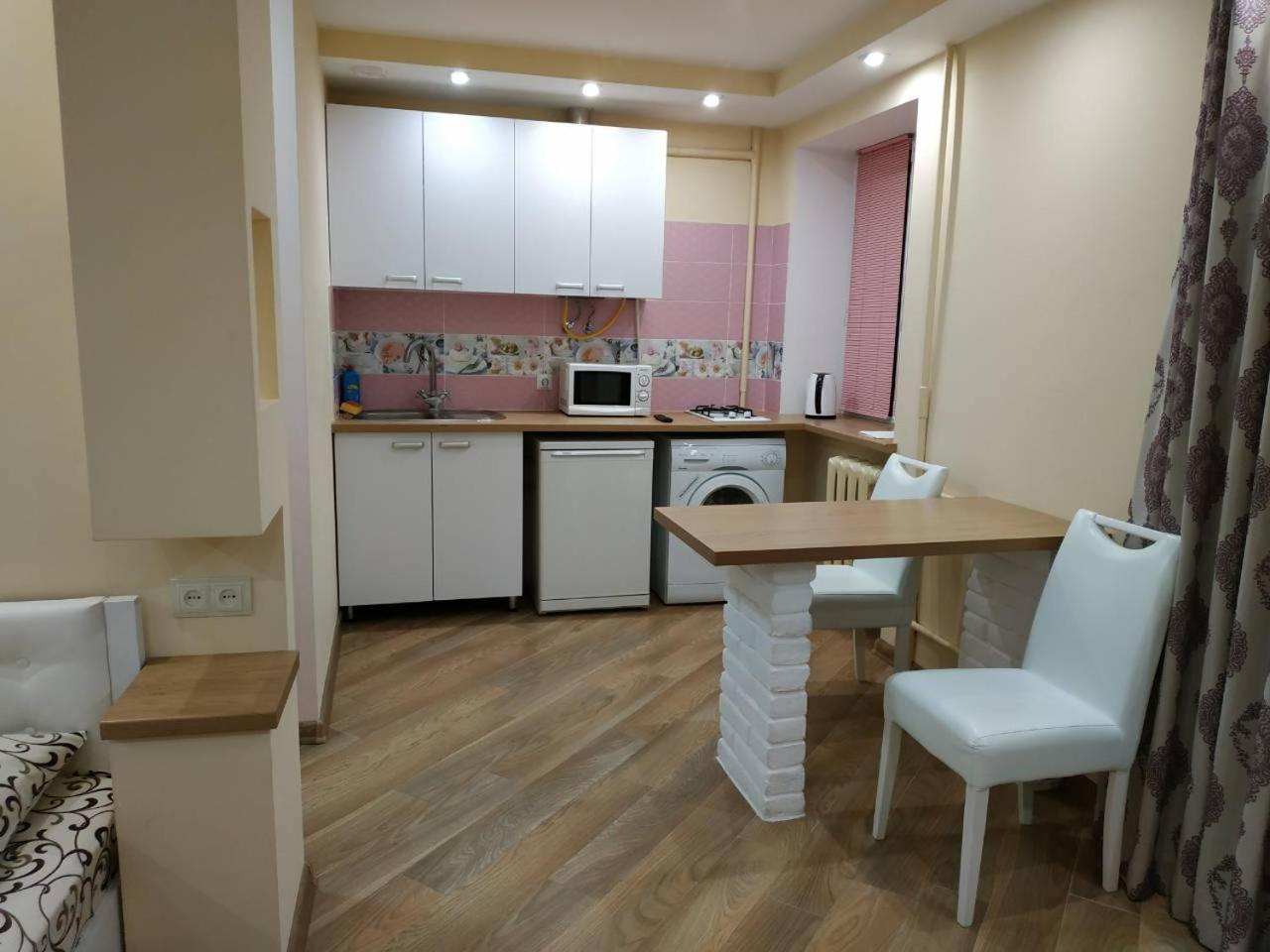 Apartments In The Center Maidan Rivne Kültér fotó